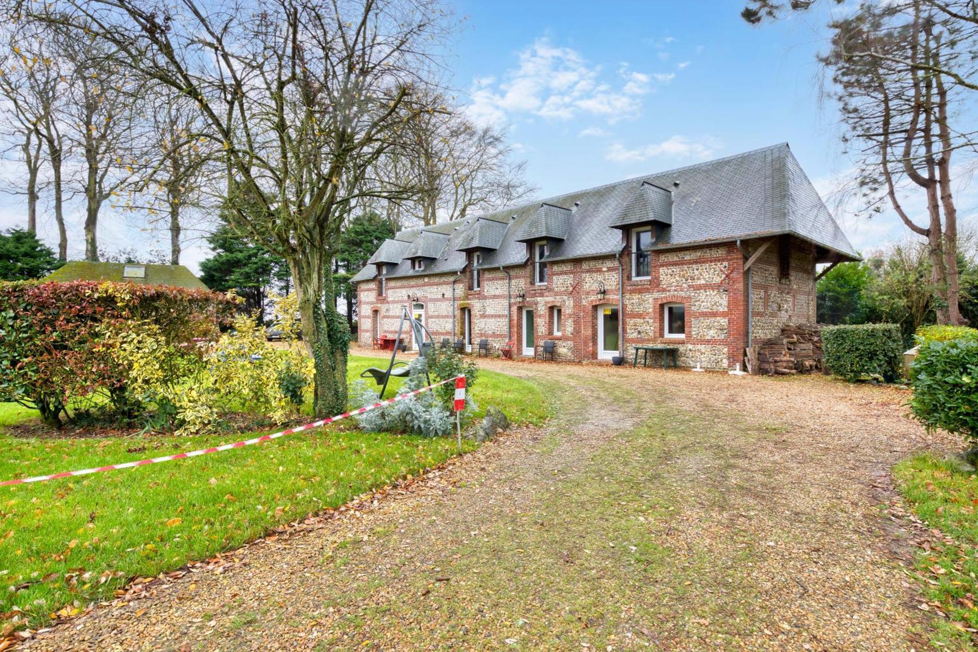 Maison De Vacances Clos Des Hogues Entre Etretat Et Fecamp Saint-Léonard Exteriör bild